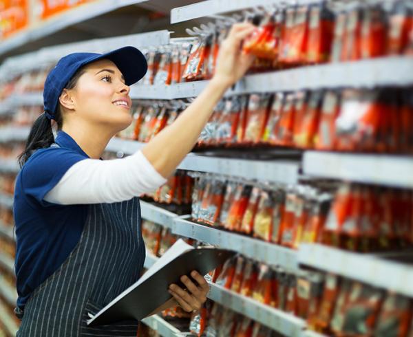 Výrobní logistika - doprava, skladování a přípravné služby Komplexní služby v oblasti outsourcingu výrobní logistiky